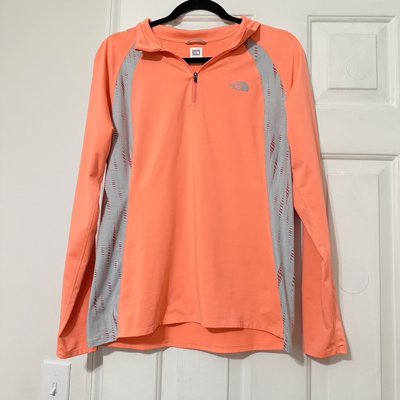 The North Face Womens Large 1/4‎ Zip Pullover Long Sleeve Peach Athleisure - Picture 1 of 7